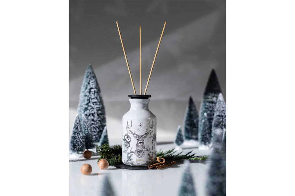 Ipuro_xmas_room scent_240ml_wintry woods_ambiance